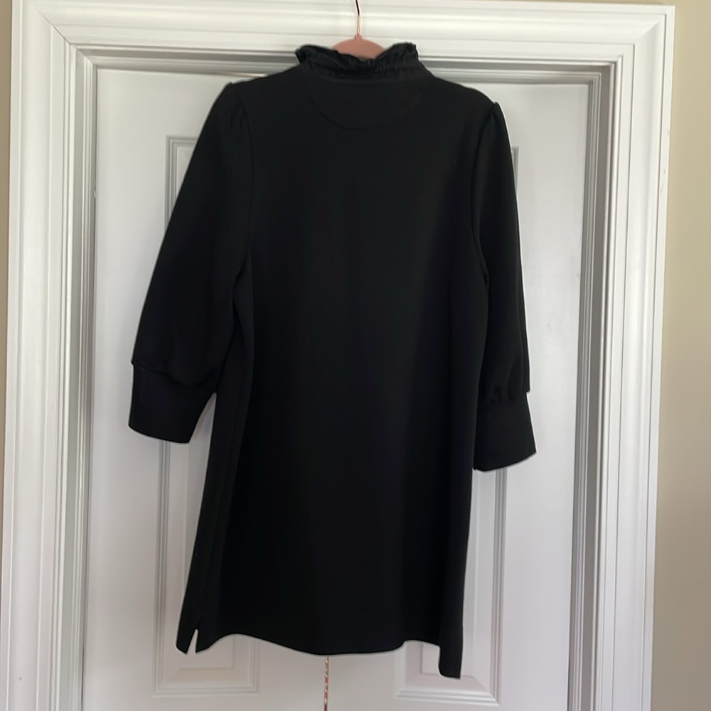 Tuckernuck Pomander Place Charlotte
Dress - Picture 7 of 11